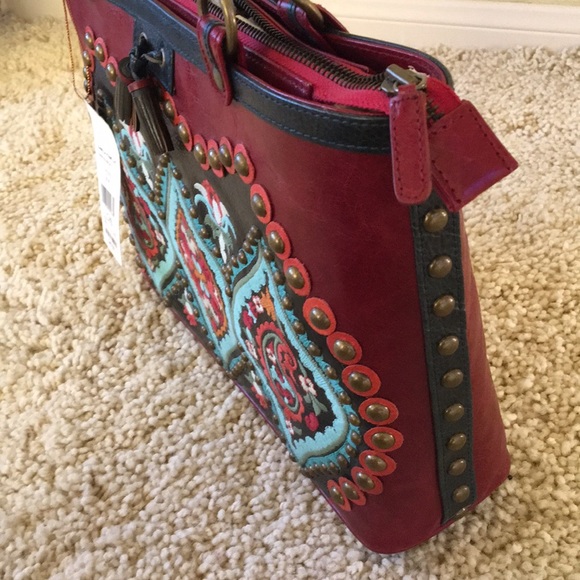 Beautiful Handbag - Picture 6 of 6